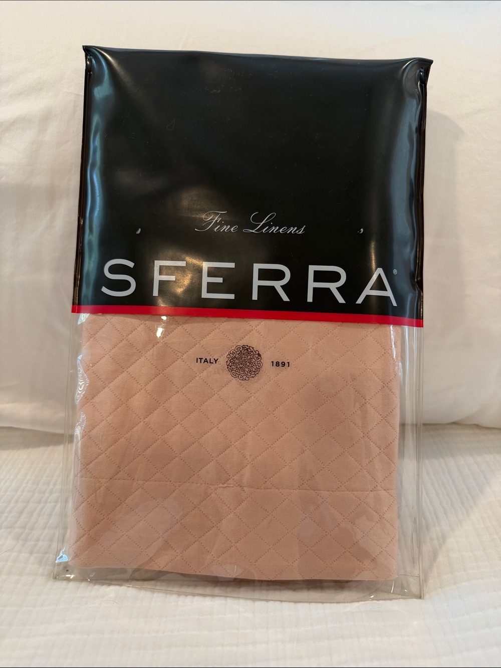 SFERRA Bari Boudoir Sham in Blush Pink. 12x16
